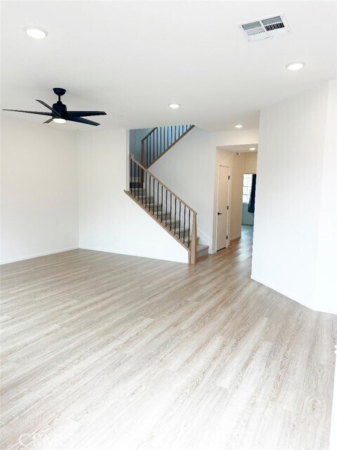 Building Photo - 229 Paddock Ln