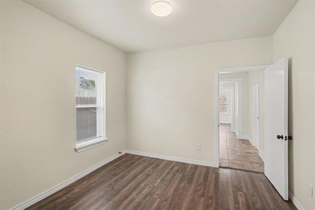 Building Photo - 4805 Belmont Ave