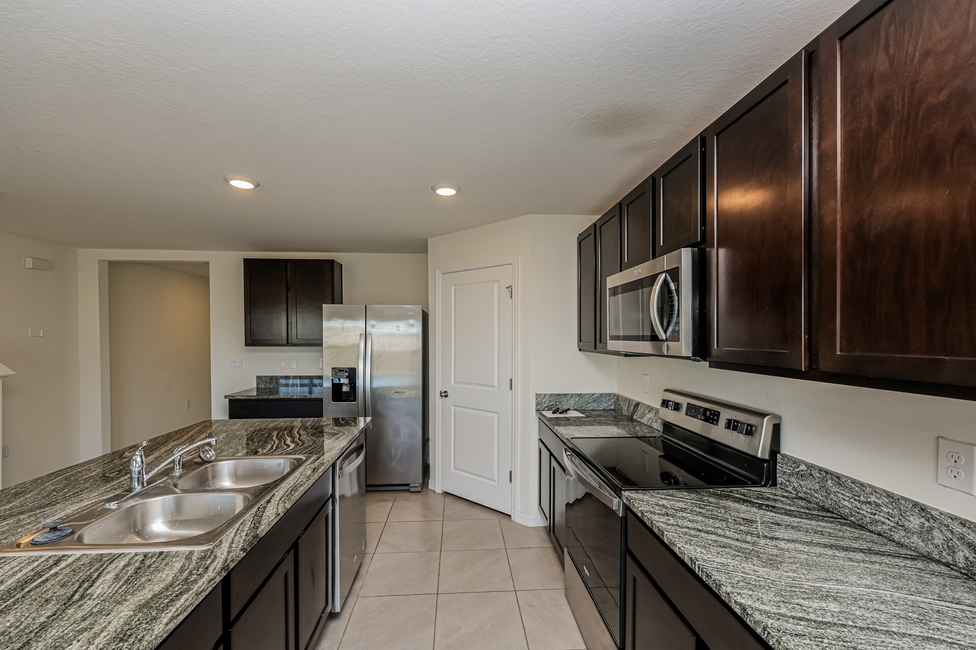 Building Photo - 4915 Gray Owl Ter