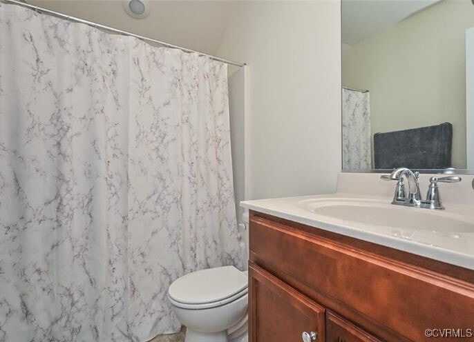 Building Photo - 8013 Rutland Village Dr