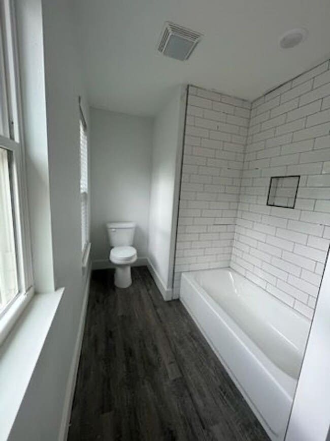 Building Photo - $150 AMAZON GIFT CARD WITH SIGNED LEASE!! - 3B/2B PRE-LEASING FOR AUG 10 MOVE-IN!!