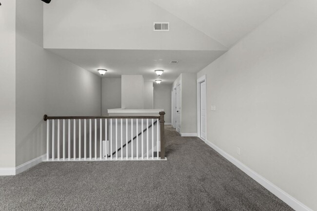 Building Photo - 3BR Home with Bonus Loft & Spa-Inspired Pr...