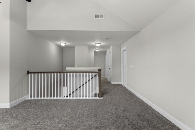 Building Photo - 3BR Home with Bonus Loft & Spa-Inspired Primary Suite