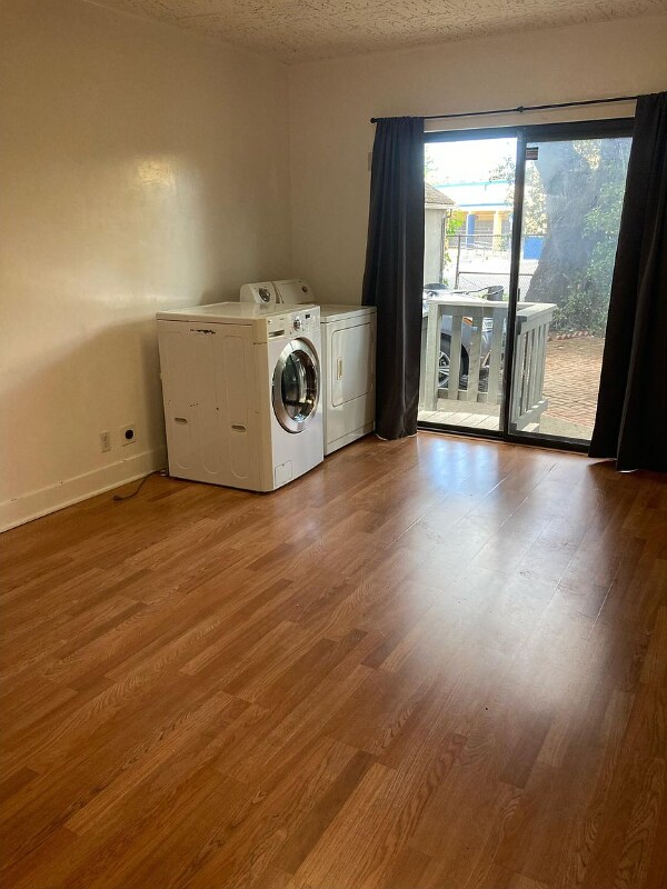 Building Photo - 849 5th St