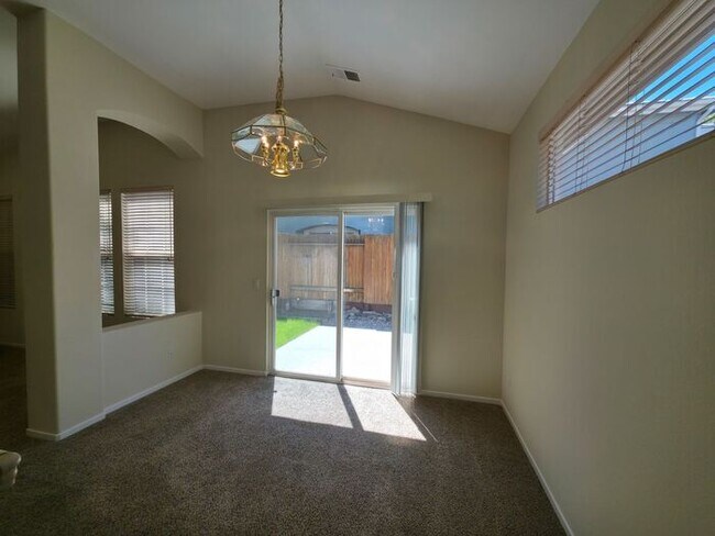 Building Photo - 2-Bedroom, 2-Bath + Den Single-Family Home...