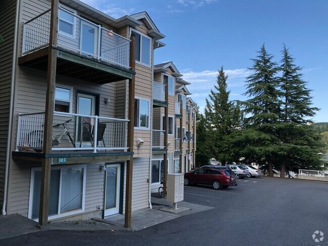 Building Photo - 303 Elwood Ct