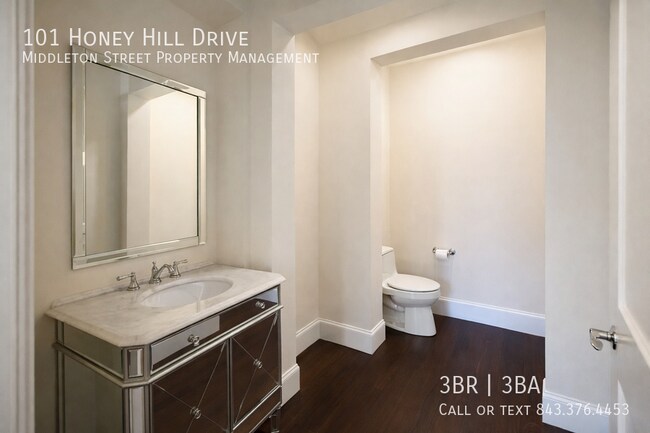 Building Photo - 101 Honey Hill Dr