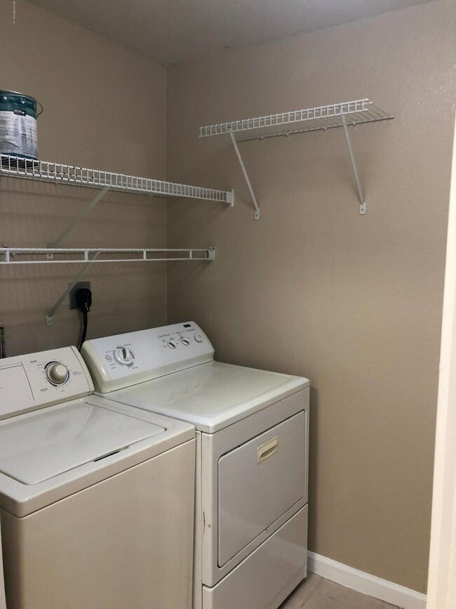 Building Photo - 8550 Touchton Rd