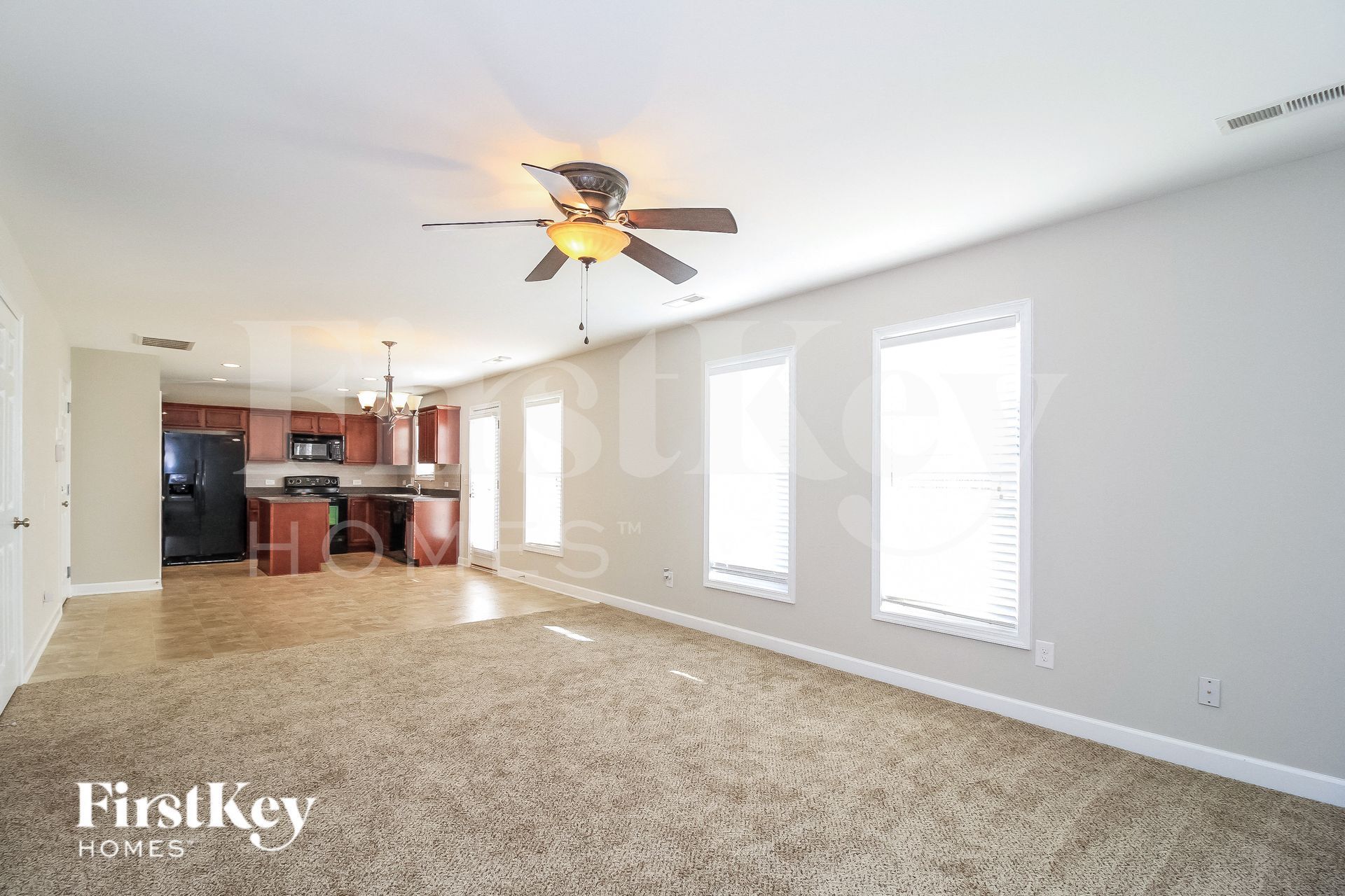 Building Photo - 1686 Crestlawn Tl