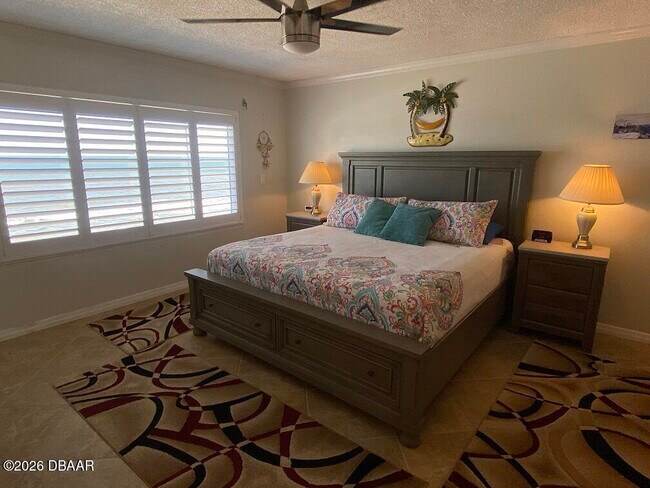 Building Photo - 3757 S Atlantic Ave