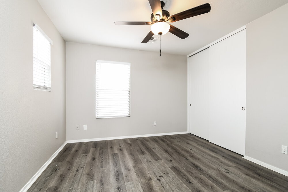 Building Photo - 8918 E Oro Cir