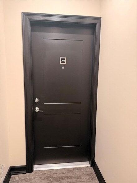 Building Photo - 122 Greenwich Ave