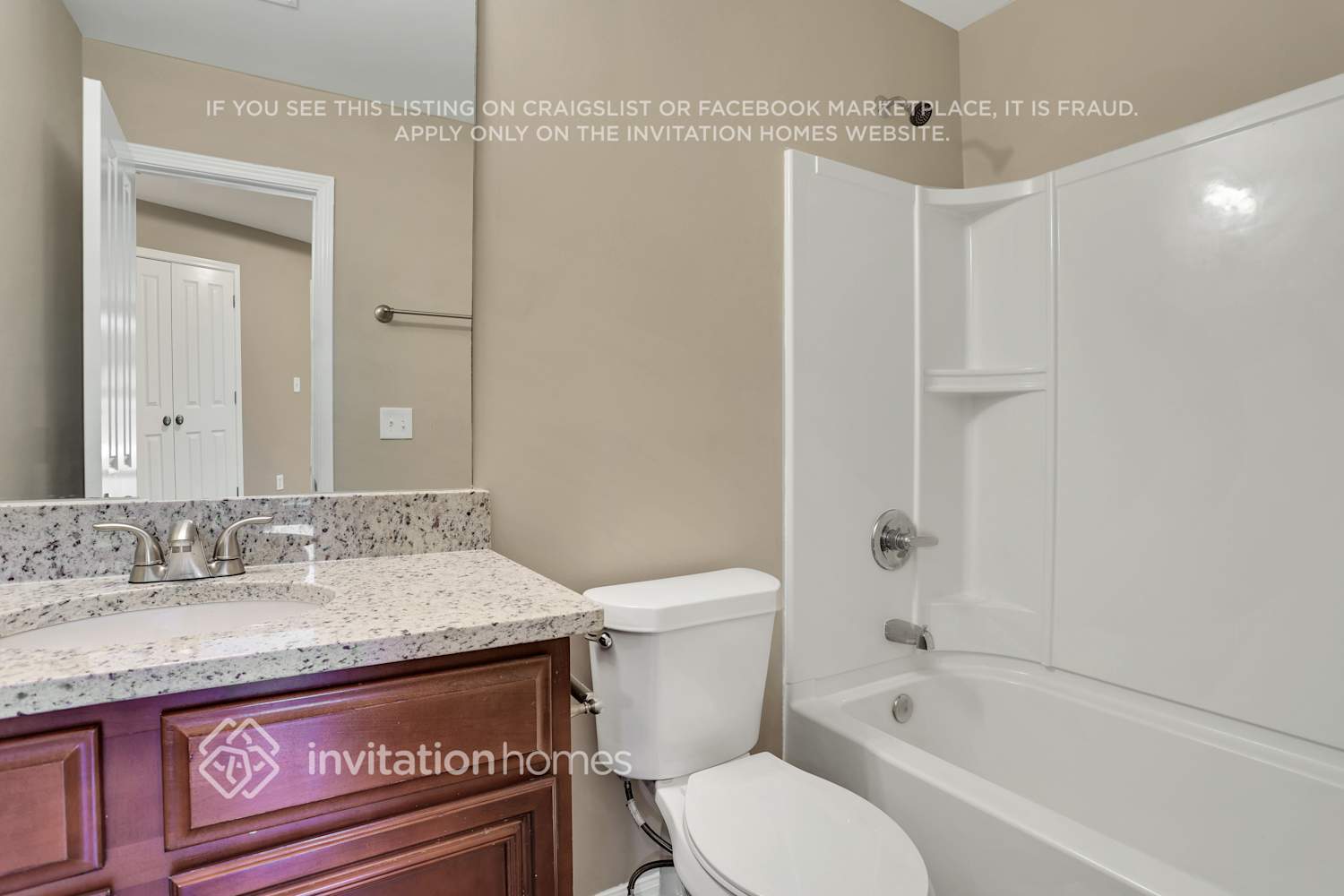 Building Photo - 4176 Kenwood Trail