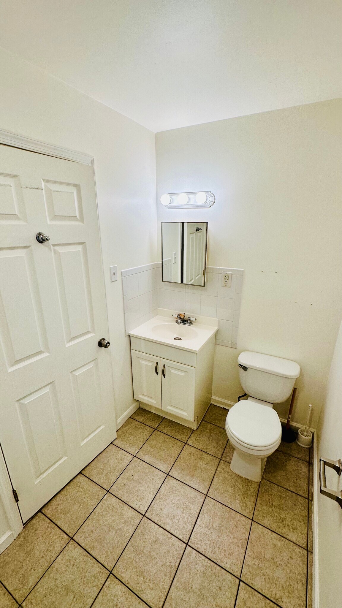 Building Photo - 70 E Cleveland Ave