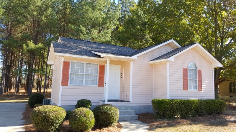 Primary Photo - 608 Windcrest Dr