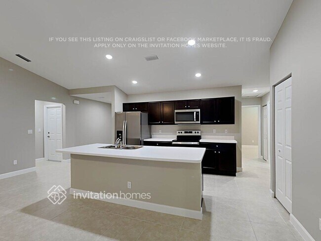 Building Photo - 1234 Thallar Ln NW