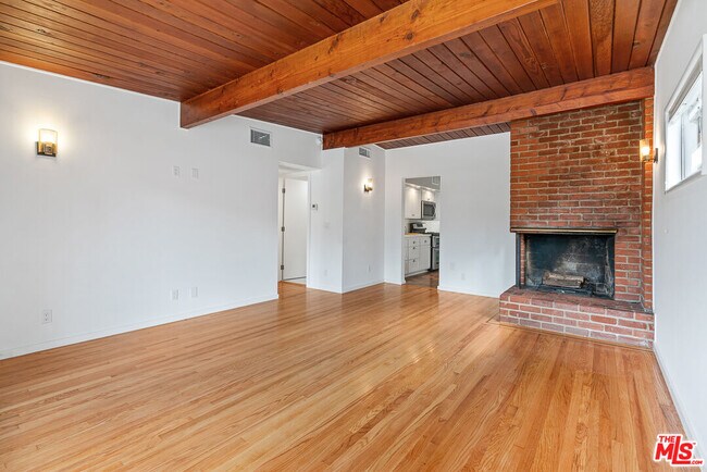 Building Photo - 7639 Machrea St