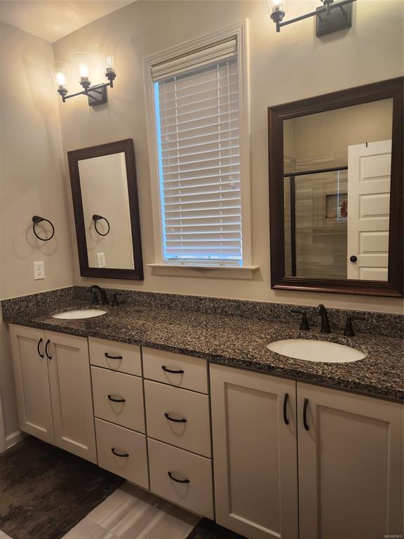 Building Photo - 182 Grand Park Dr