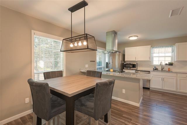 Building Photo - 2211 Yewpon Dr