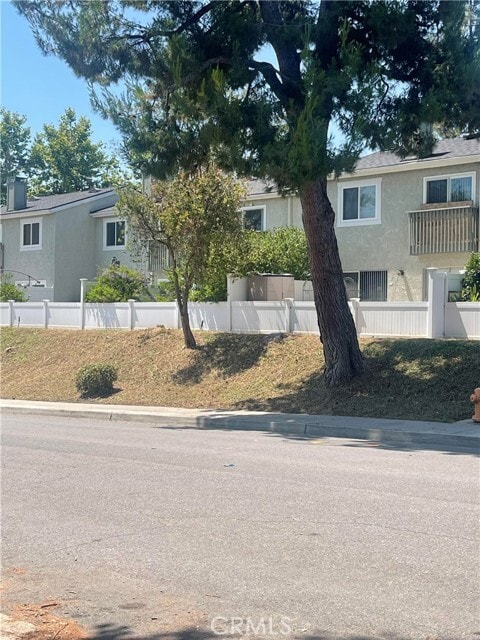 Building Photo - 24972 Silverleaf Ln