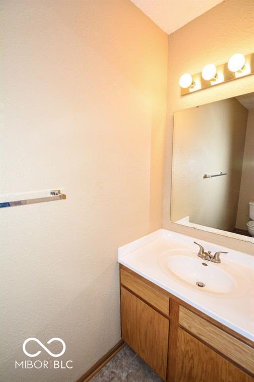 Building Photo - 10325 Liverpool Way