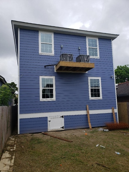 Building Photo - 4210 Eagle St