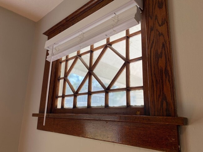 Building Photo - Fully Remodeled House!