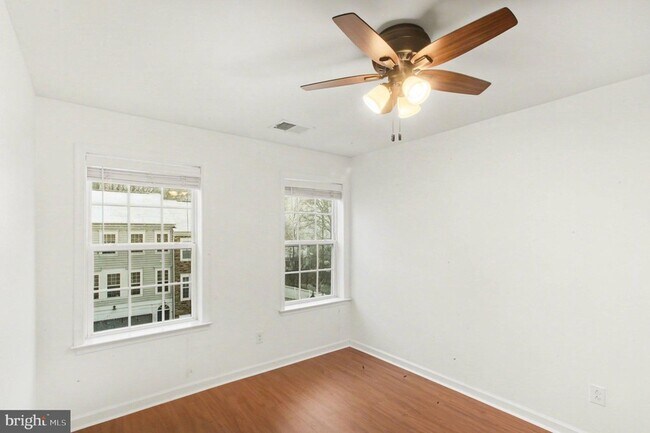 Building Photo - 1304 Gilmore St