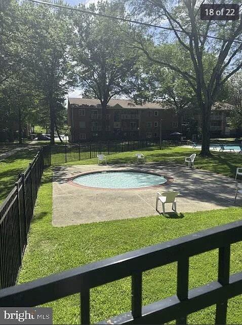 Primary Photo - 200 Winding Way