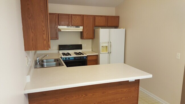 Building Photo - 1197 N Red Oak Cir