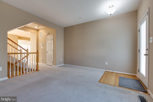 Building Photo - 7543 Maidenhead Dr