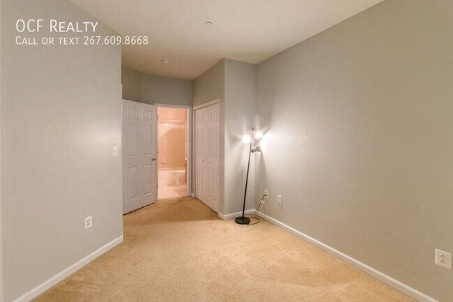 Building Photo - 3147 W Thompson St