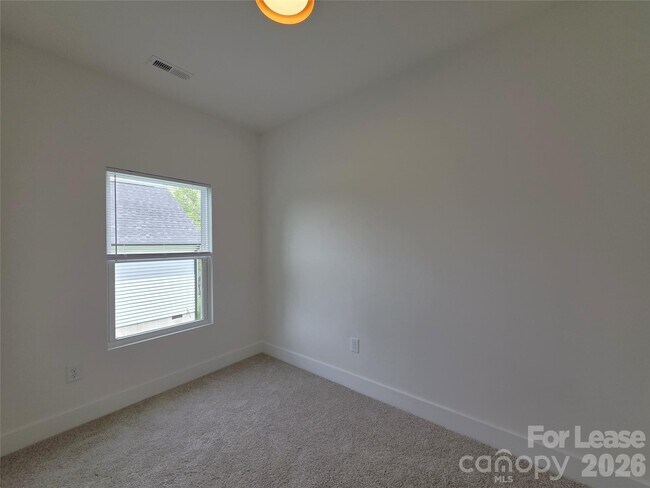 Building Photo - 1030 Patton Ave