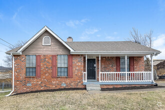 Building Photo - 3 Bedroom Home in Nashville