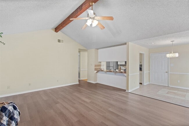 Building Photo - 2526 Downs Cir