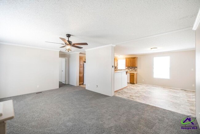 Building Photo - 158 Emerald Blvd