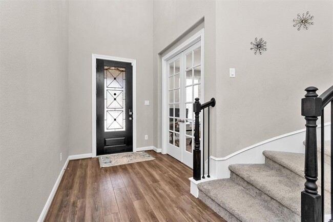 Building Photo - 2058 Woodland Pine Ct