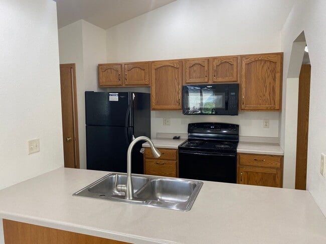 Building Photo - 7311 Ryan Amy Dr
