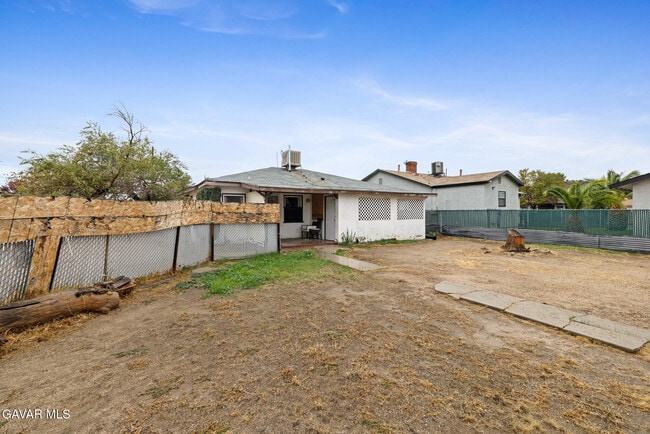 Building Photo - 45104 Date