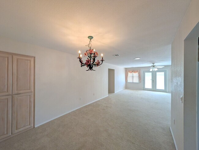 Building Photo - 6947 E 46th Pl