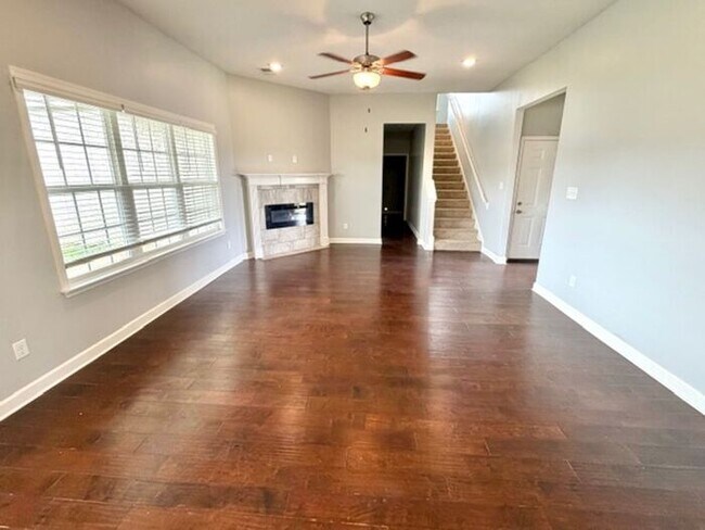 Building Photo - Now Leasing A Brand New 5 Bedroom 3 Bath Home In Olive Branch