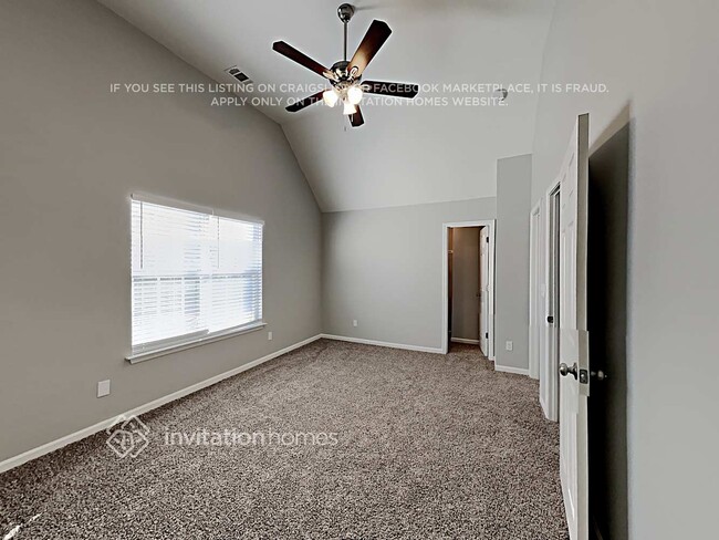 Building Photo - 904 Grass Hollow Ct