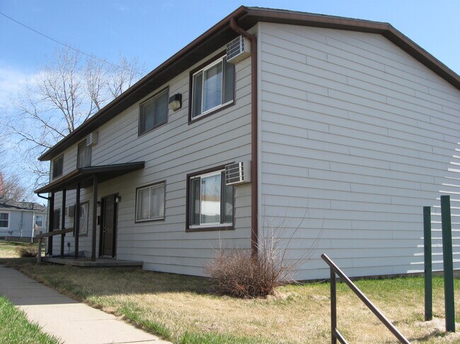 Primary Photo - 309 S Highland St