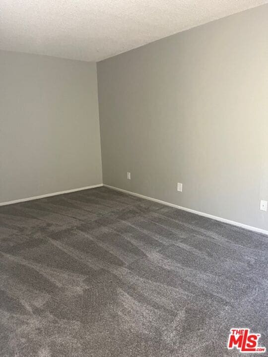 Building Photo - 10540 Balboa Blvd