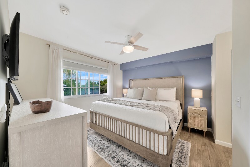 Building Photo - 2005 SE 10th Ave