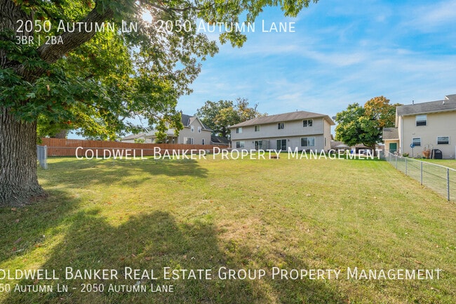 Building Photo - 2050 Autumn Ln