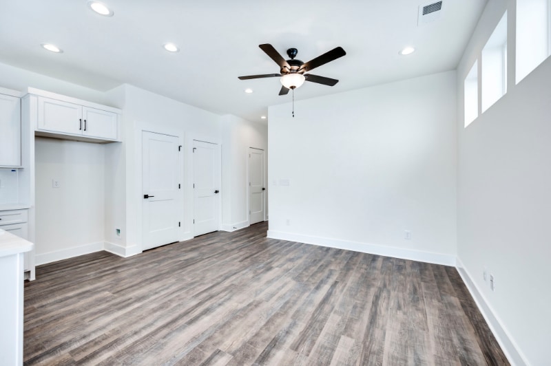 Building Photo - 518 Taffy Wy