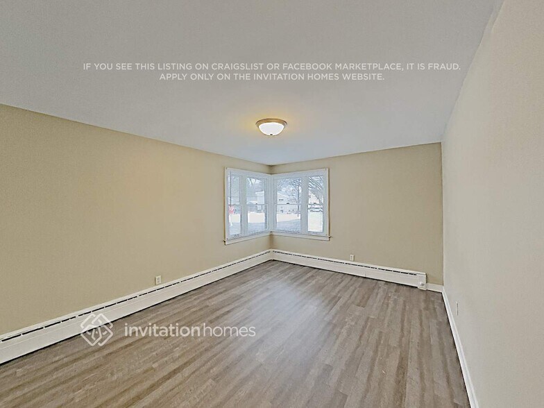 Building Photo - 426 N Ellsworth Ave