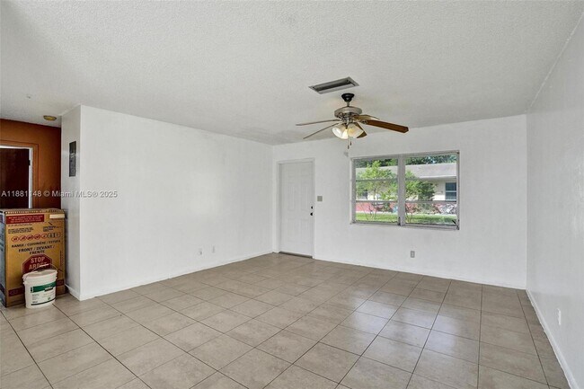 Building Photo - 771 NW 42nd St
