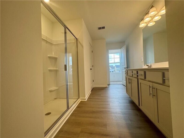 Building Photo - 5443 Allegro Ln